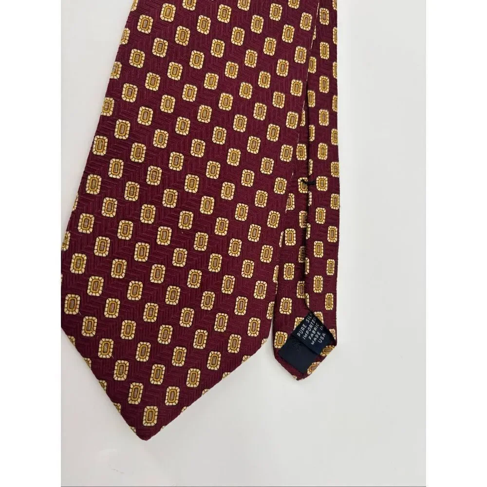 Brooks Brothers Makers 100% Silk Tie Burgundy Gold